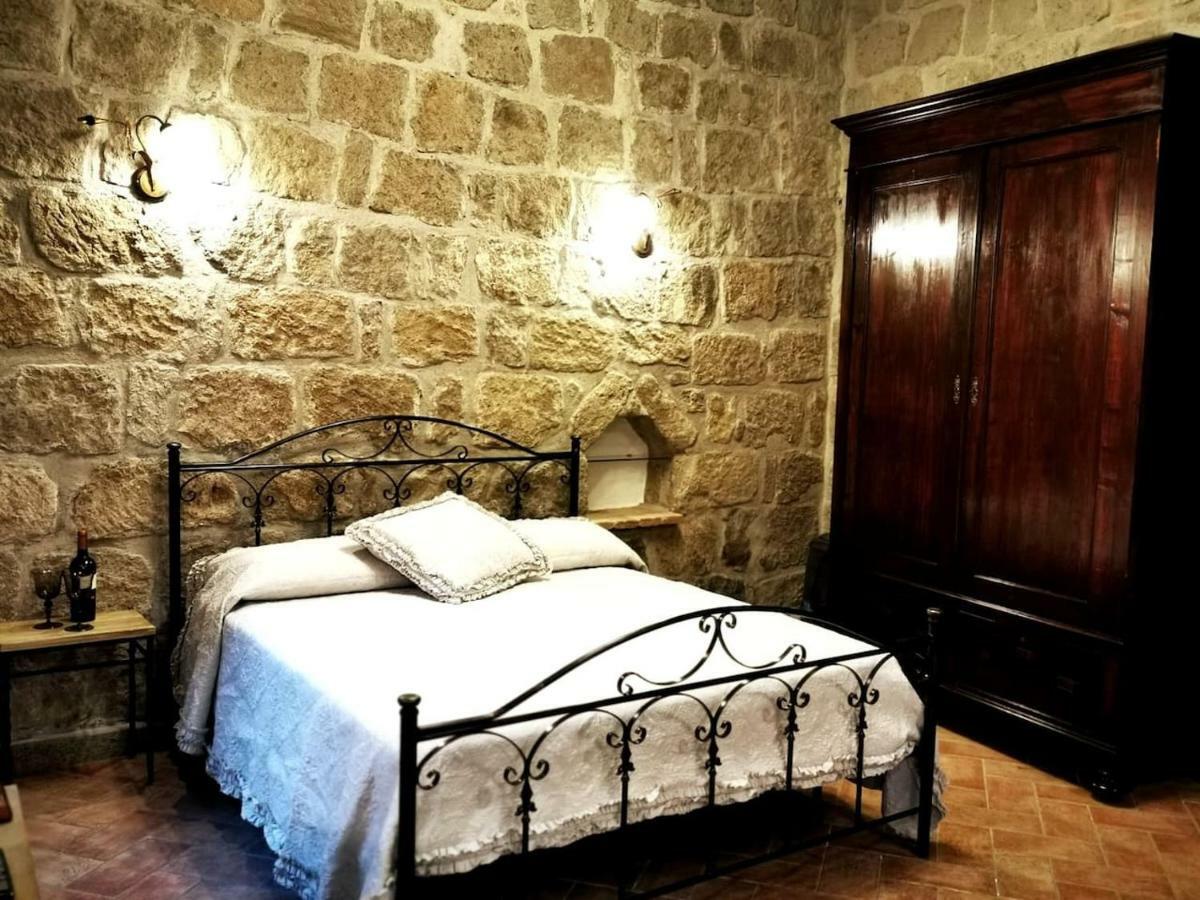 Fine House In Tuscia Centro Storico Viterbo Exterior foto